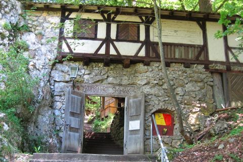 Dashistorische Eingangstor zur Naturbühne Steintäle (@ Naturbühne Steintäle Fridingen e.V.)